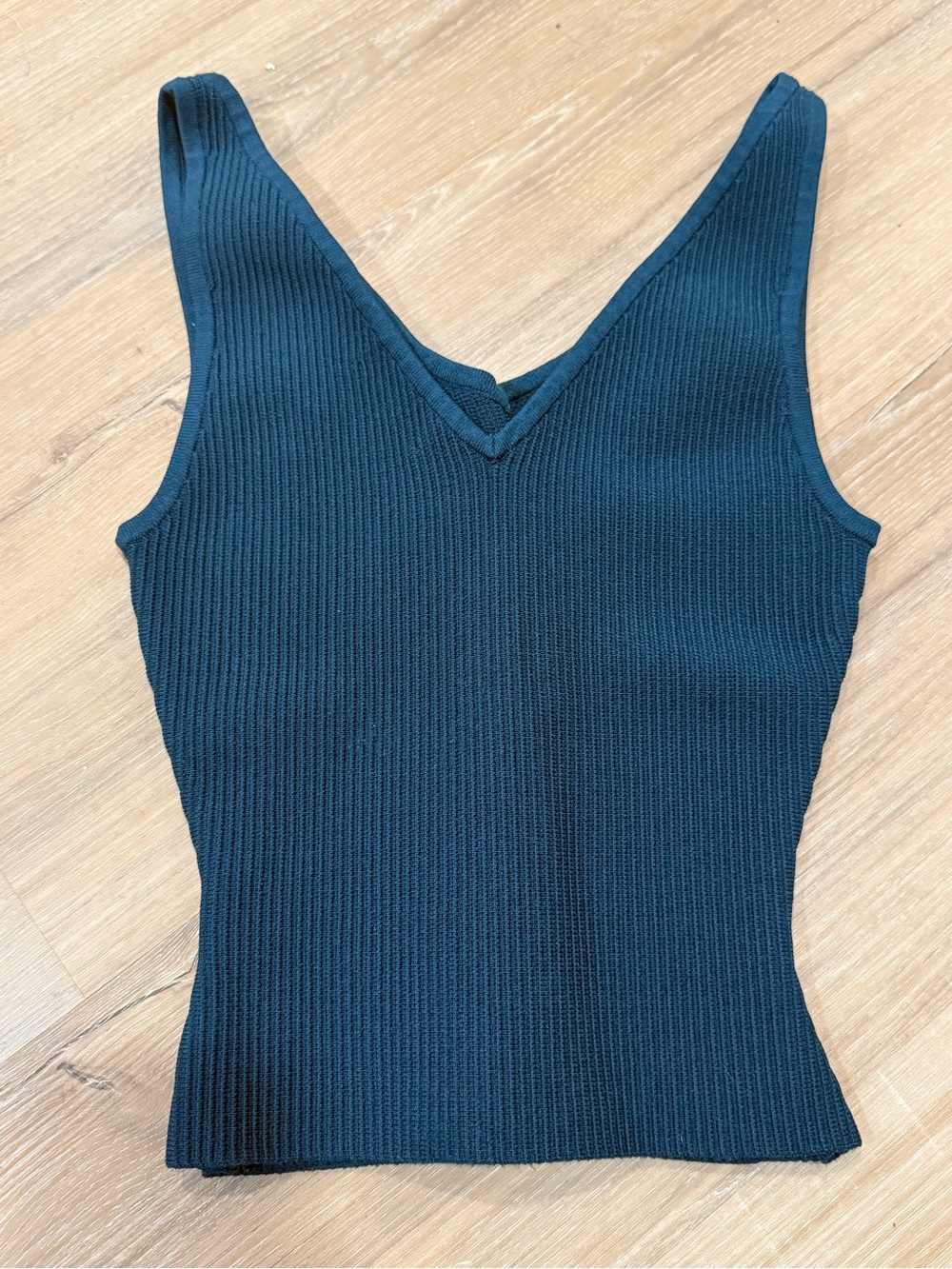 Aritzia Ribbed V-Neck Tank Top in Deep Teal